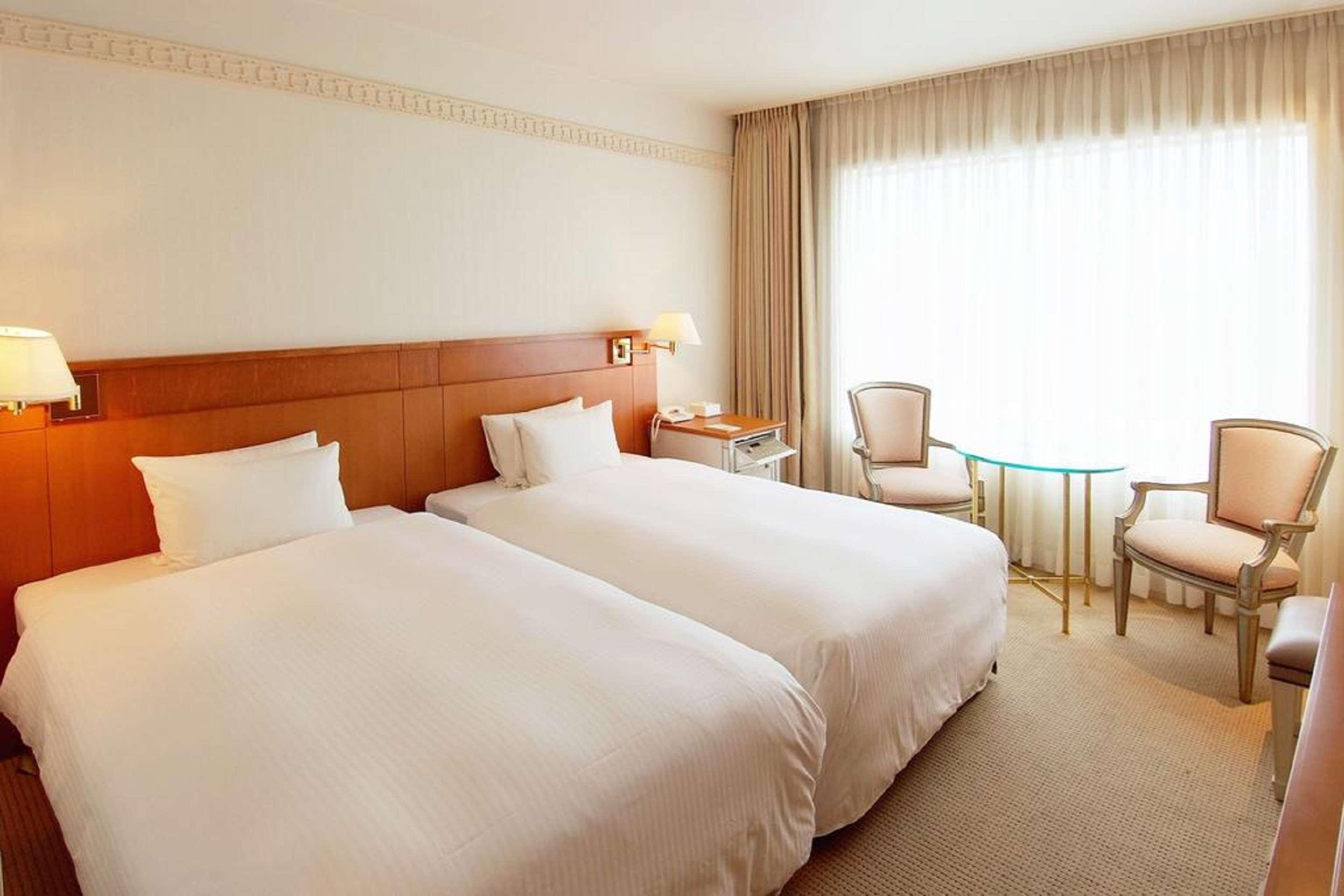 Hotel THE GLOBAL VIEW Nagasaki Zewnętrze zdjęcie A room at the hotel