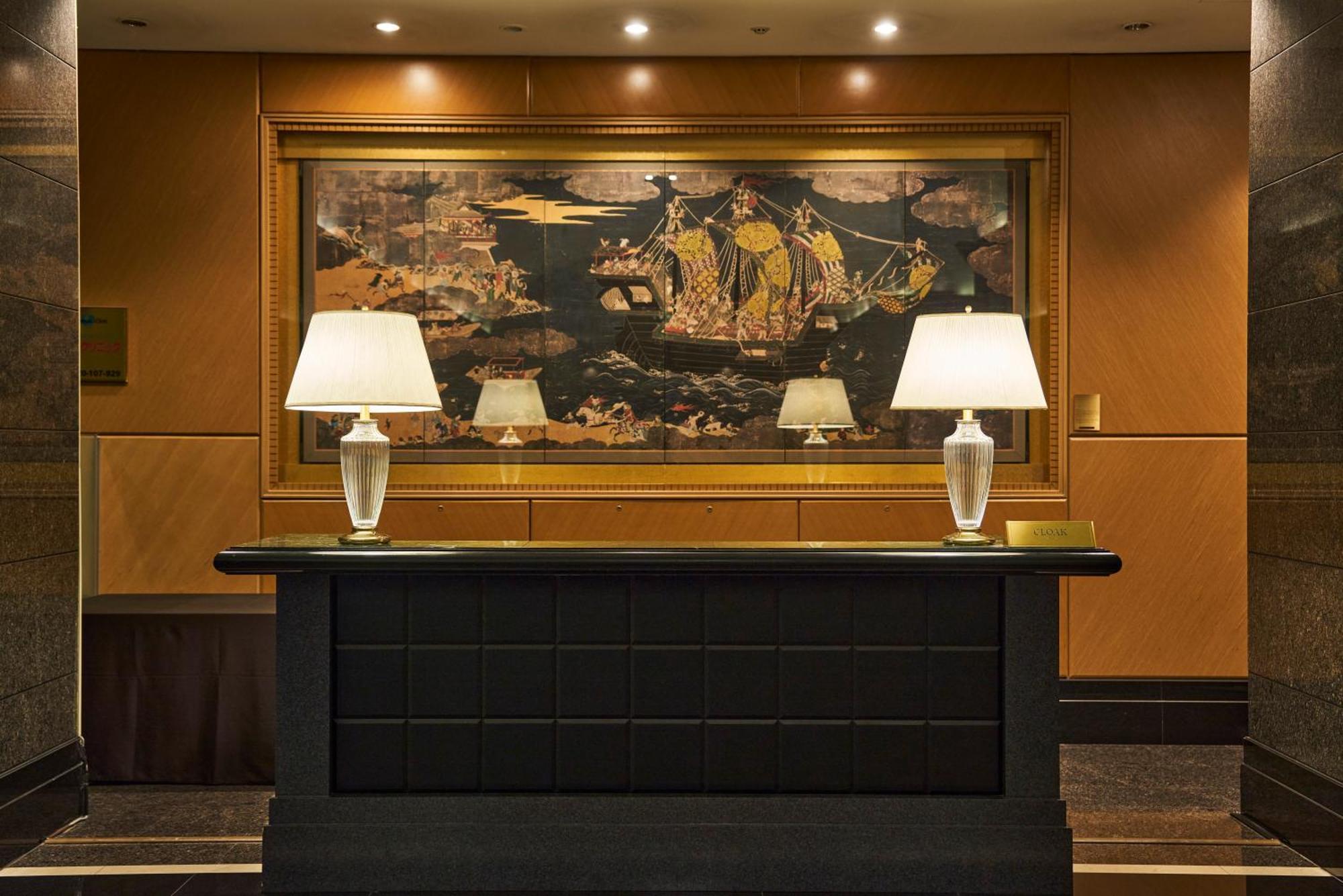 Hotel THE GLOBAL VIEW Nagasaki Zewnętrze zdjęcie The lobby of the Four Seasons Hotel, Hong Kong
